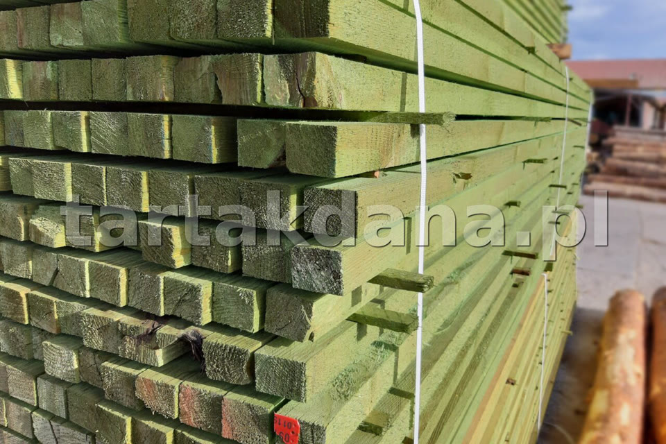 Laty drewniane przygotowane do impregnacji