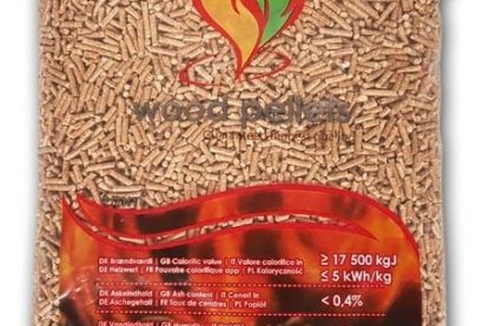 Pellet drzewny o granulacji 6 mm w zbliżeniu