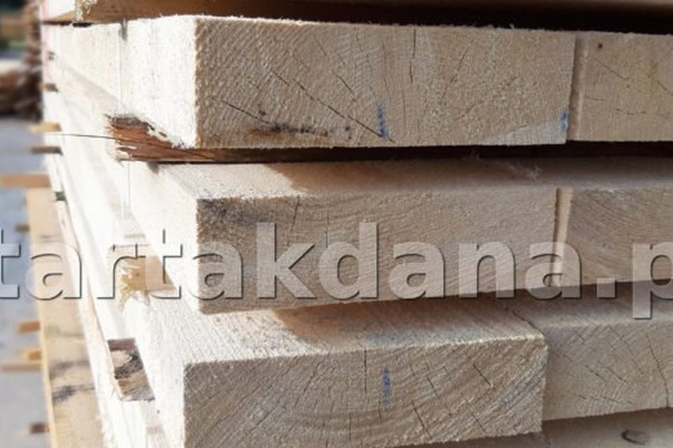 Przekroje belek C24 przed montażem